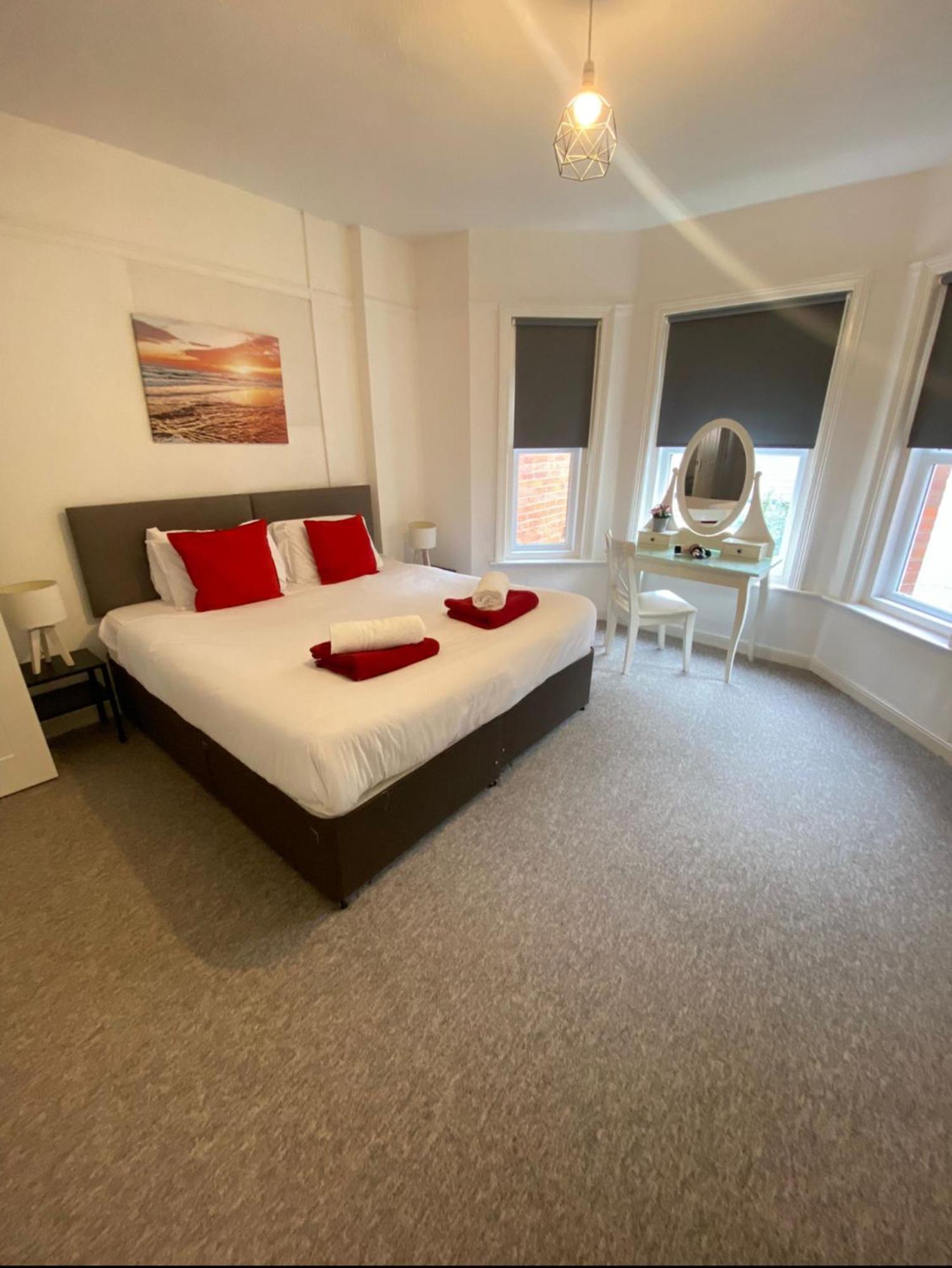 Seaside Escape In Central Bournemouth Spacious Stylish & Inviting Urban Heights Extérieur photo